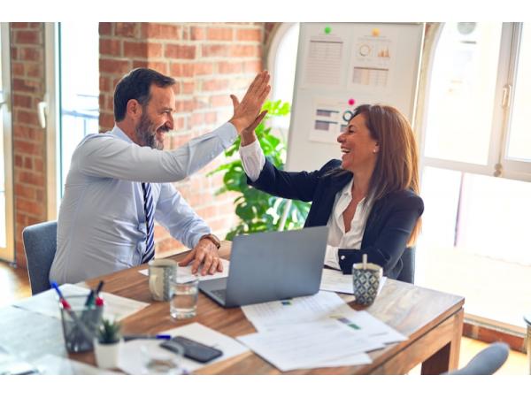 珠海保潔公司服務(wù)全解析：工廠寫字樓企業(yè)清潔如何做到專業(yè)高效